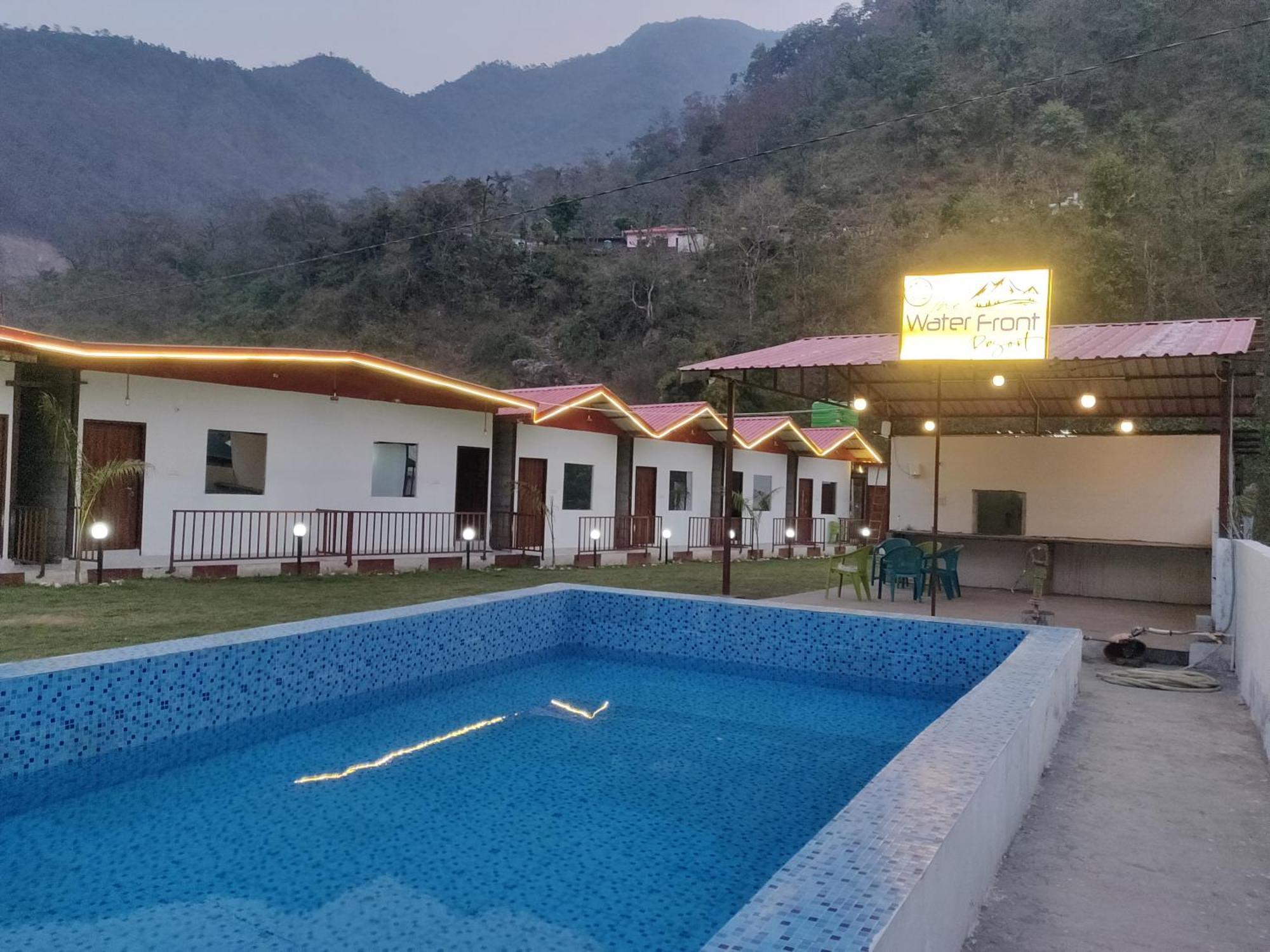 The Waterfront Resort Rishīkesh 外观 照片